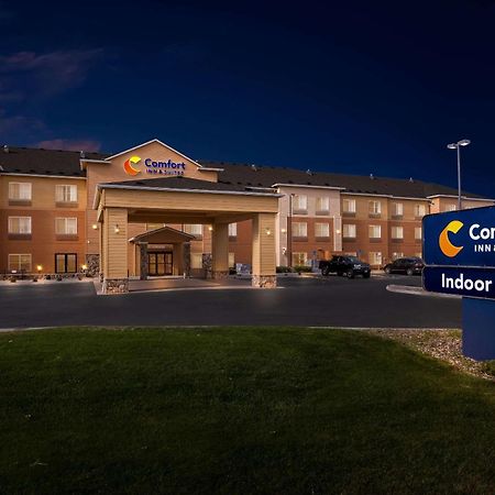 Comfort Inn & Suites Хермистон Экстерьер фото