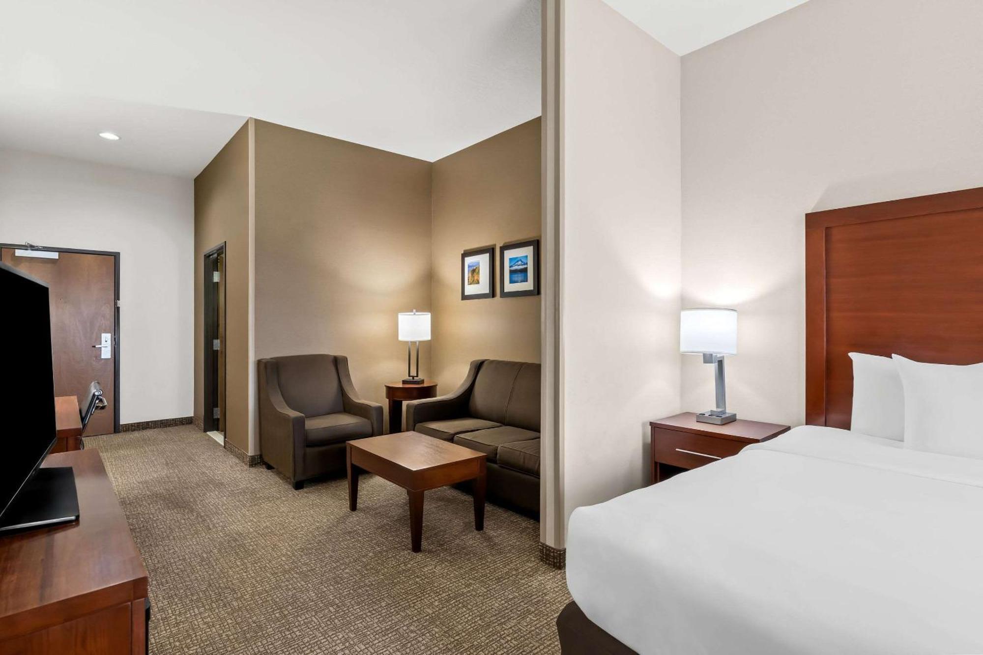 Comfort Inn & Suites Хермистон Экстерьер фото